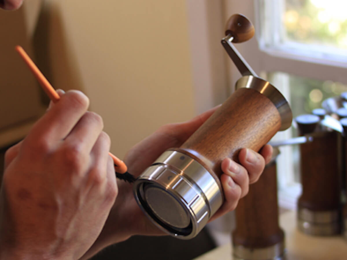 Aram | Espresso Maker w. Steel Support - Honey