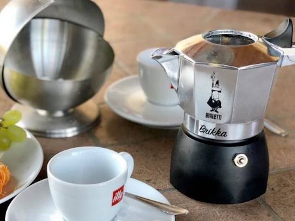 BIALETTI BRIKKA 2 TZ NEW MOKA COFFEE MAKER ESPRESSO CREAMY LIKE AT THE BAR