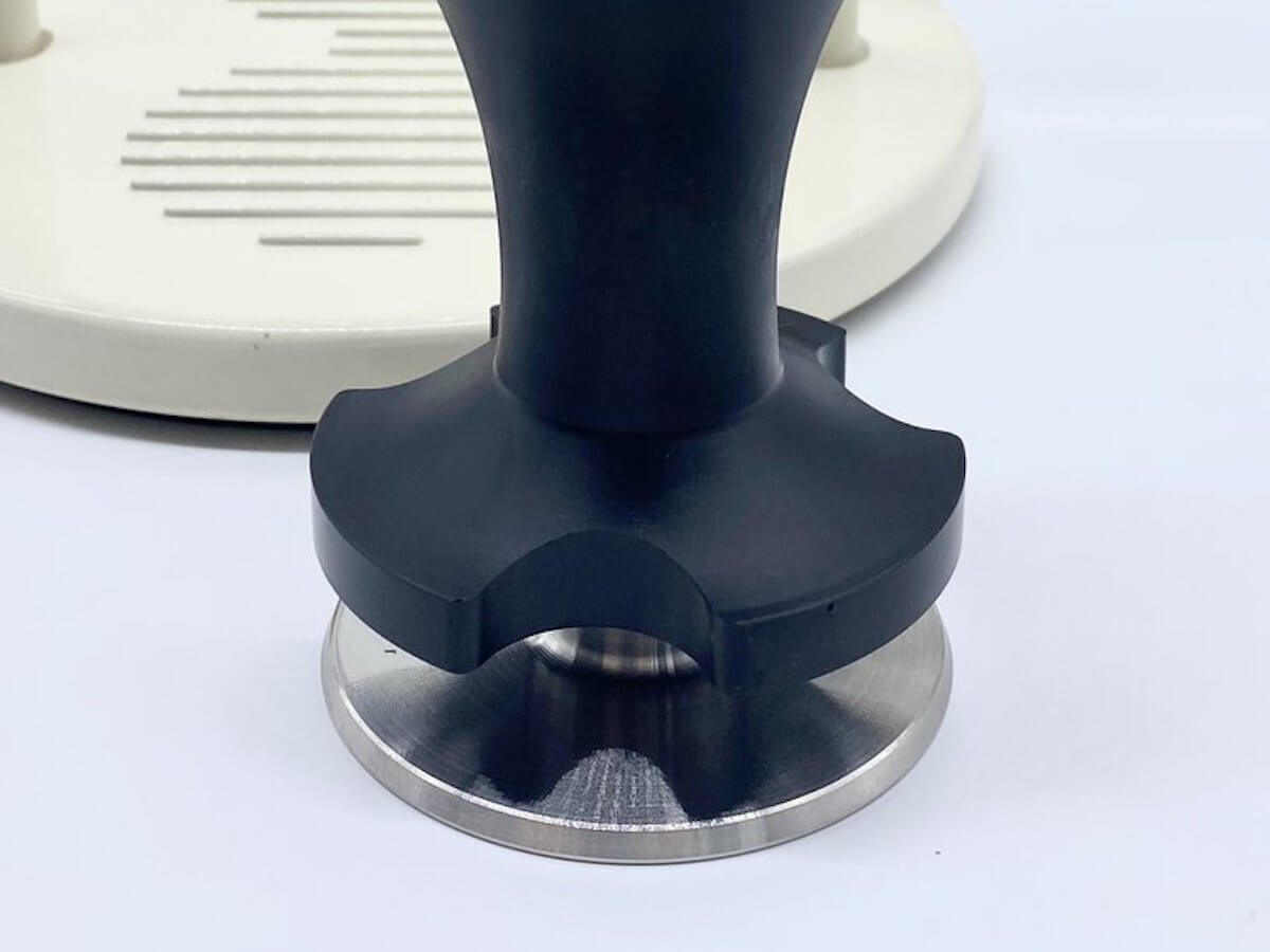 Cafelat | Robot Levelling Tamper