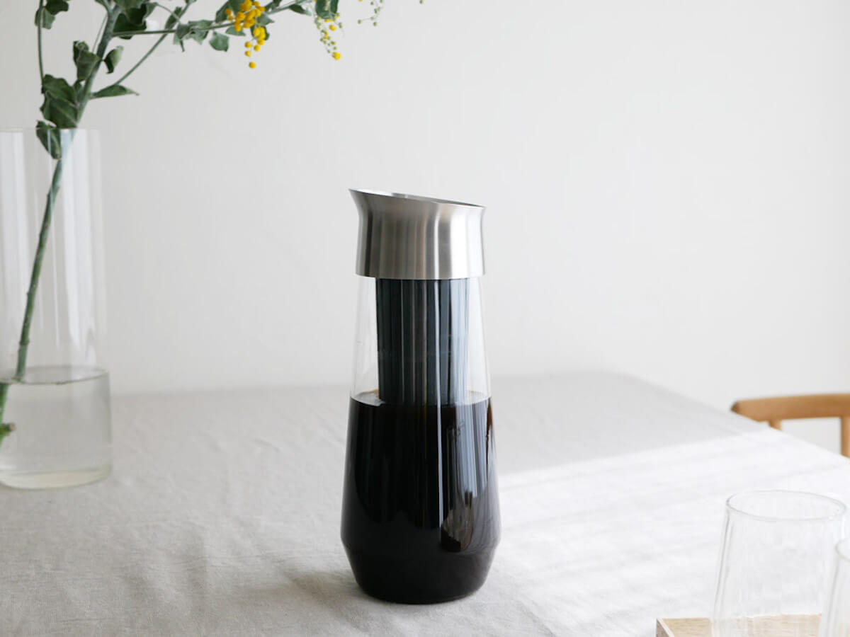 https://cafune.ca/cdn/shop/products/kinto-luce-cold-brew-carafe-1L-lifestyle-4_1200x.jpg?v=1630437767
